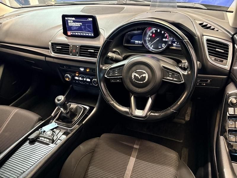 Used Mazda 3 Inclusive 120 HP (88 kW) 2018 Grey Sedan