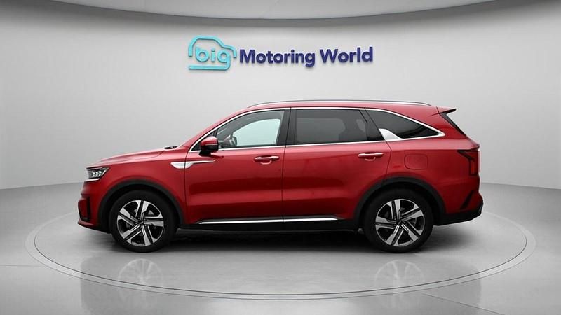 Used Kia Sorento 226 HP (166 kW) 2022 Red SUV