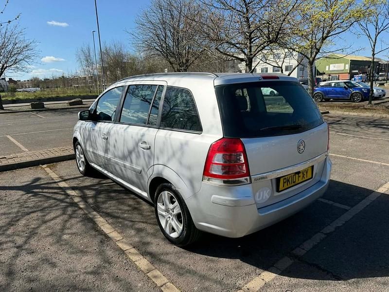 Used Vauxhall Zafira 115 HP (84 kW) 2010 Silver MPV
