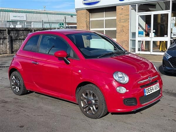 Red Used 2014 Fiat 500 S Hatchback | £4,690 (Fair price) - Image 1/4