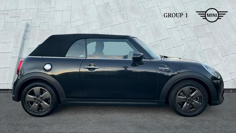 Used Mini Cooper S Classic 176 HP (129 kW) 2024 Black Hatchback