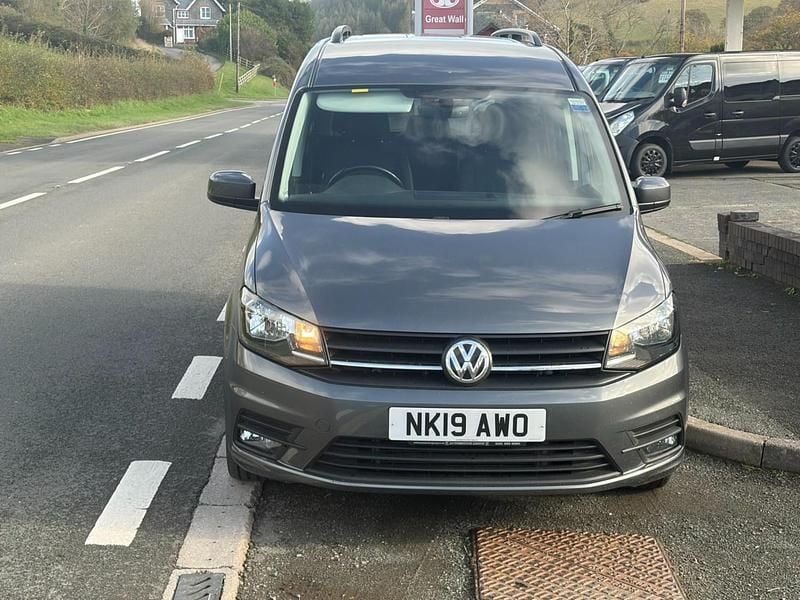 Used VW Caddy Maxi Life Life 102 HP (75 kW) 2019 Grey MPV