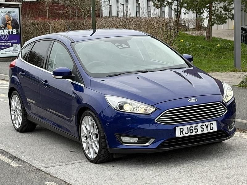 Used Ford Focus Titanium X 182 HP (133 kW) 2015 Blue Hatchback