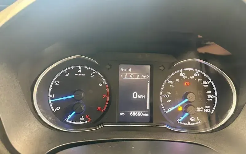 Used Toyota Yaris 111 HP (81 kW) 2019 Black Hatchback