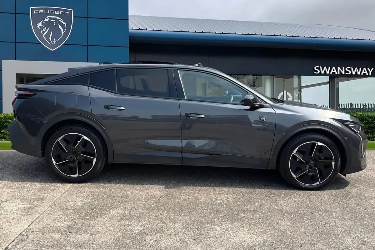 Used Peugeot 408 GT 129 HP (94 kW) 2023 Grey SUV