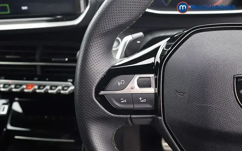 Used Peugeot 2008 GTi 131 HP (96 kW) 2024 Grey SUV