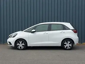 Used Honda Jazz Hybrid 109 HP (80 kW) 2020 White Hatchback
