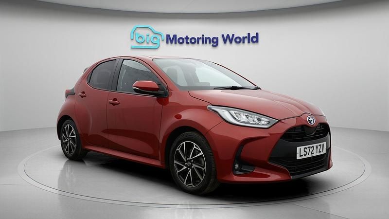 Used Toyota Yaris Hybrid Design 114 HP (83 kW) 2023