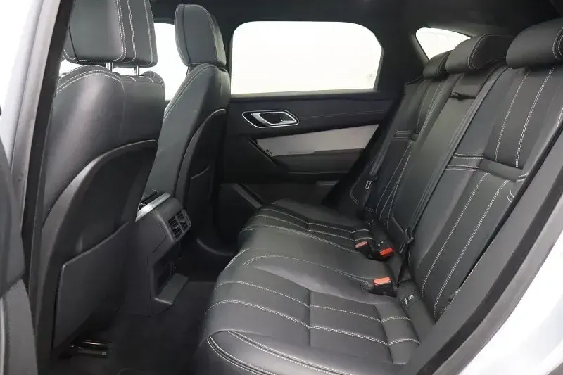 Second-hand Land Rover Range Rover Velar HSE Dynamic 2023 Argintiu SUV
