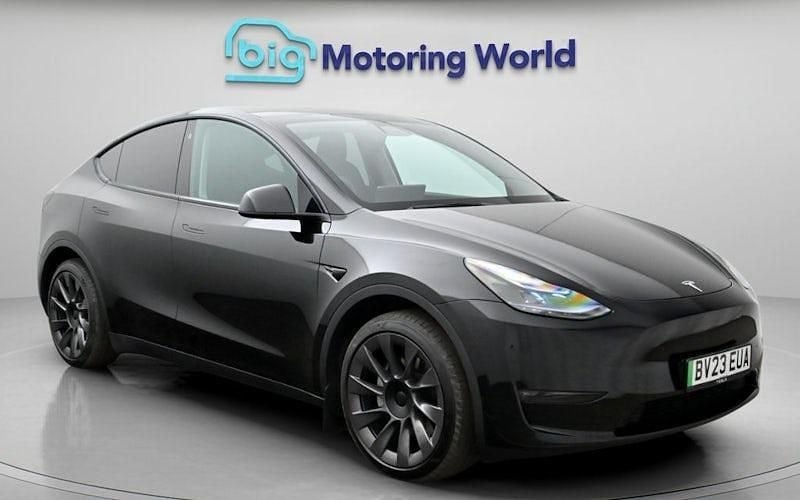 Used Tesla Model Y Long Range AWD 286 kW (389 HP) 2025 SUV