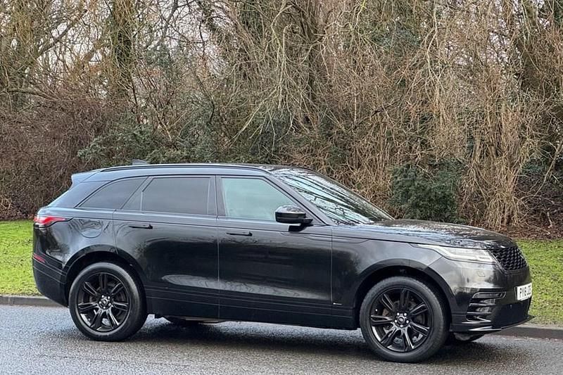 Used Land Rover Range Rover Velar R-Dynamic 240 HP (176 kW) 2018 Black metallic SUV