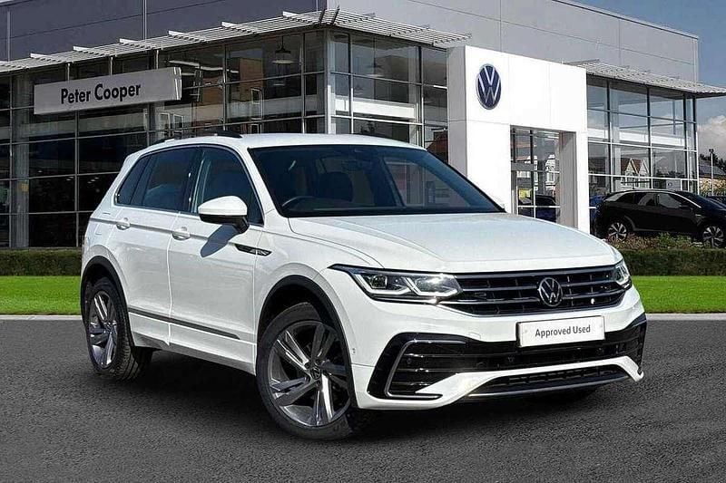 White Used 2023 VW Tiguan R-line Edition SUV | £26,995 (Fair price) - Image 1/4