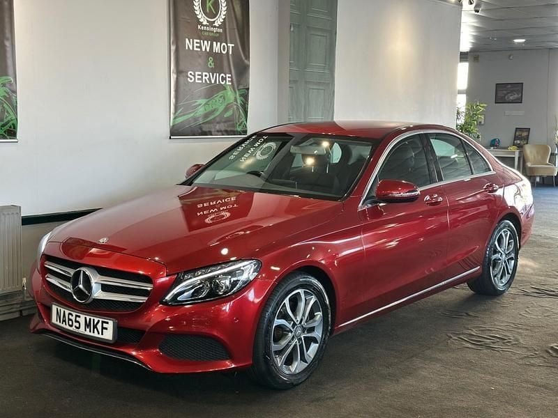 Used Mercedes C200 184 HP (135 kW) 2015 Red Sedan