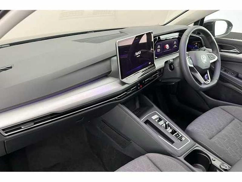 Used VW Golf VIII 150 HP (110 kW) 2025