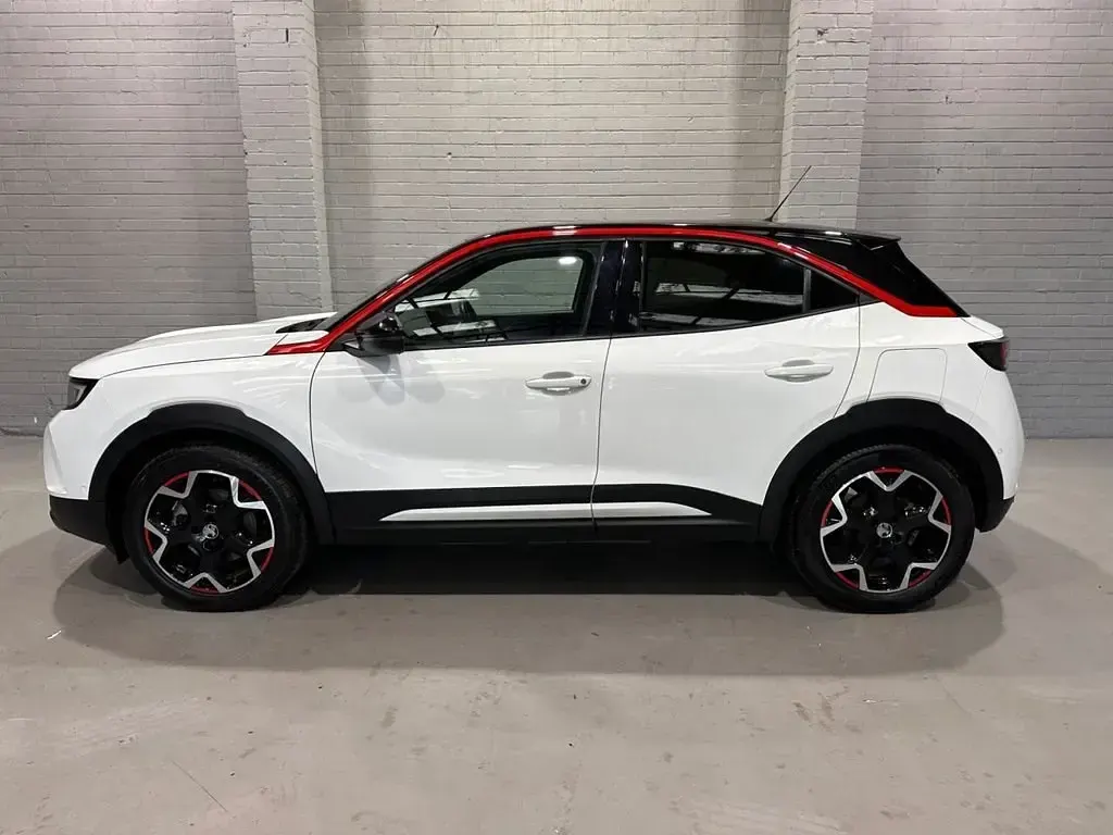 Second-hand Vauxhall Mokka SRi 100 kW (136 CP) 2022 Alb SUV
