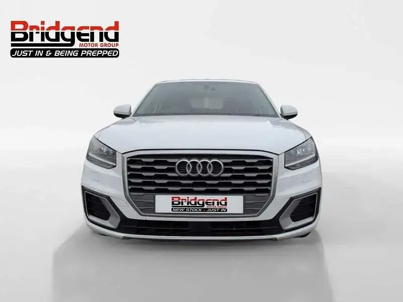 Used Audi Q2 Sport 150 HP (110 kW) 2019 White SUV
