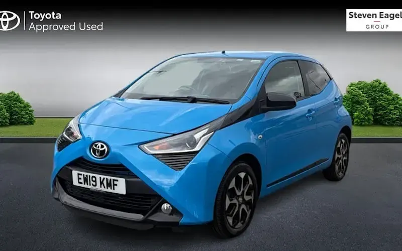 Used Toyota Aygo Trend 72 HP (52 kW) 2019 Blue Hatchback
