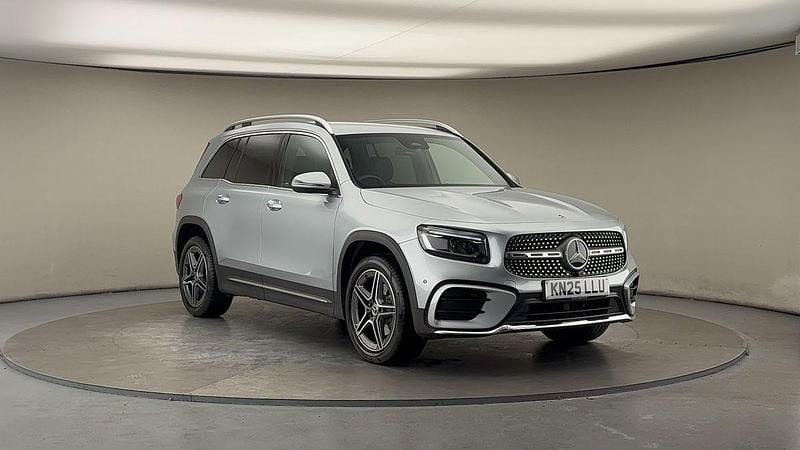 Hightech silver Used 2025 Mercedes GLB200 Executive SUV | £31,000 (Fair price) - Image 1/4