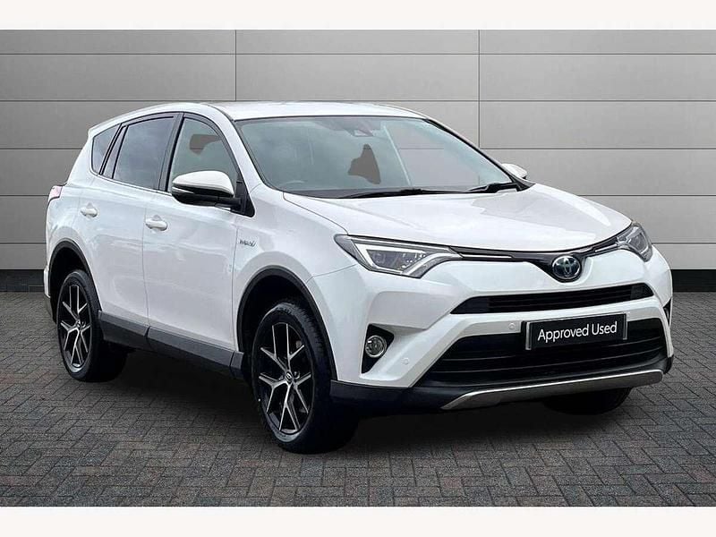 White Used 2018 Toyota RAV4 Hybrid Design SUV | £20,250 (Fair price) - Image 1/2