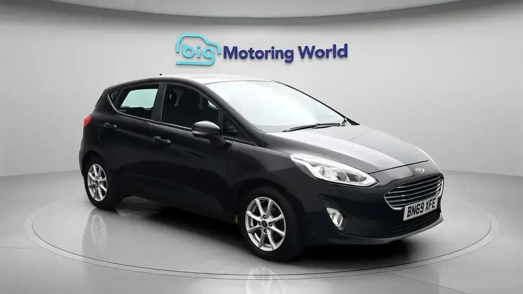 Used Ford Fiesta Zetec 101 HP (74 kW) 2019 Hatchback