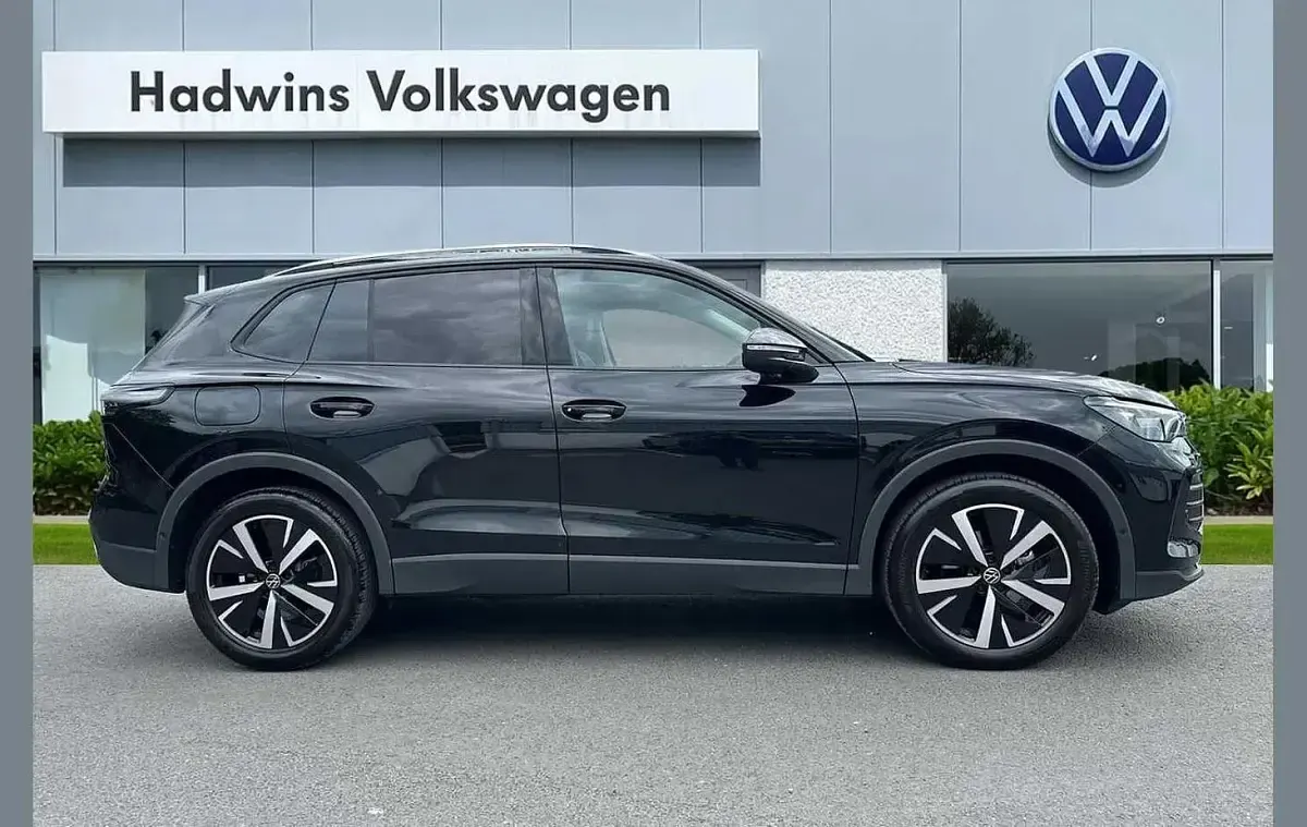 New VW Tiguan Match 147 HP (108 kW) 2026 Black SUV