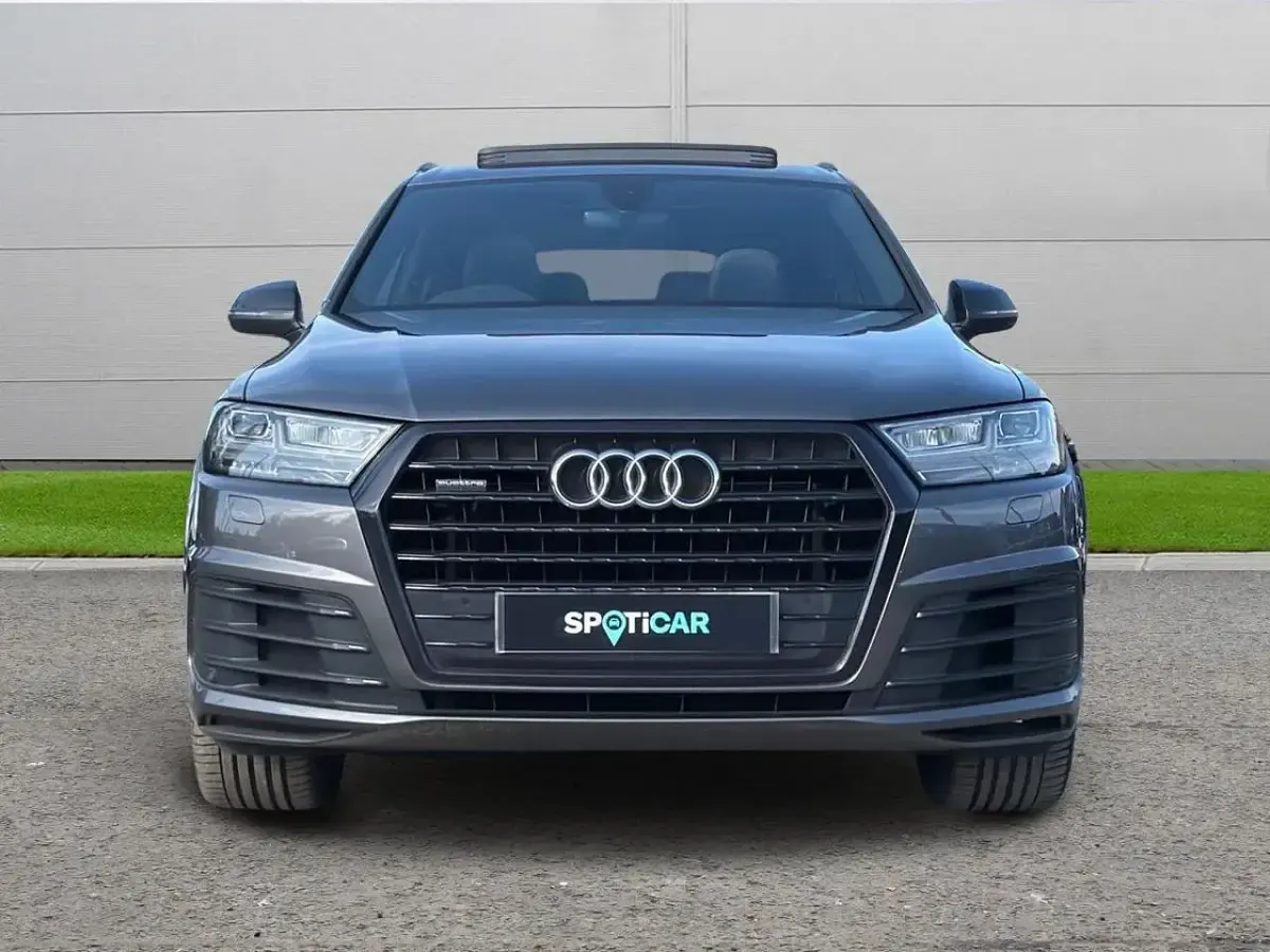 Used Audi Q7 Black Edition 282 HP (207 kW) 2019 Grey SUV