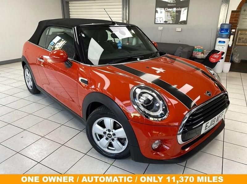 Used Mini Cooper Cabriolet Classic 136 HP (100 kW) 2019 Orange Cabriolet