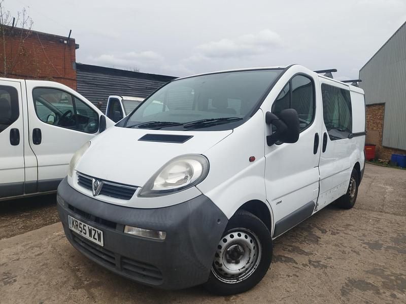 Used Vauxhall Vivaro 82 HP (60 kW) 2006 White MPV