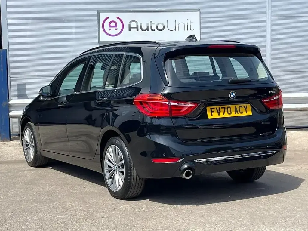 Usado BMW 218 Luxury Line 140 HP (102 kW) 2020 Preto Monovolume
