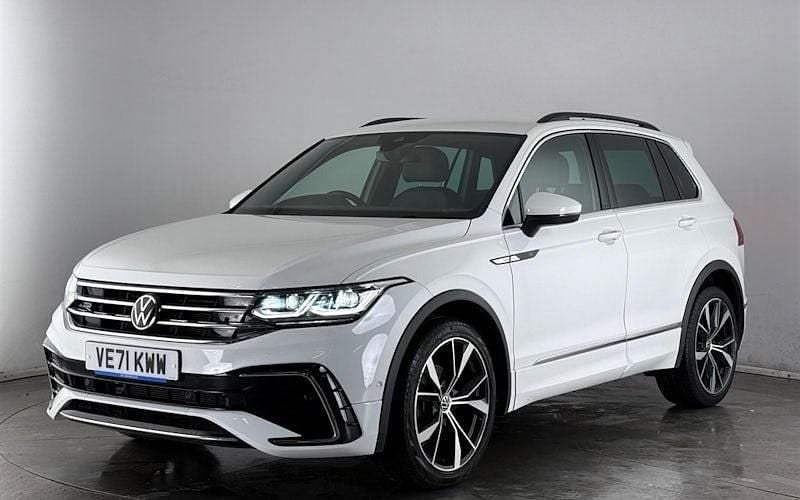 Used VW Tiguan R-line 150 HP (110 kW) 2022 White SUV