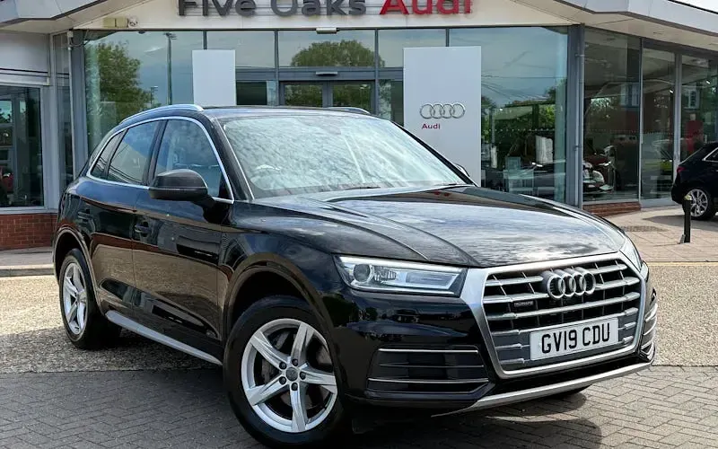 Usado Audi Q5 Sport 245 HP (180 kW) 2020 SUV