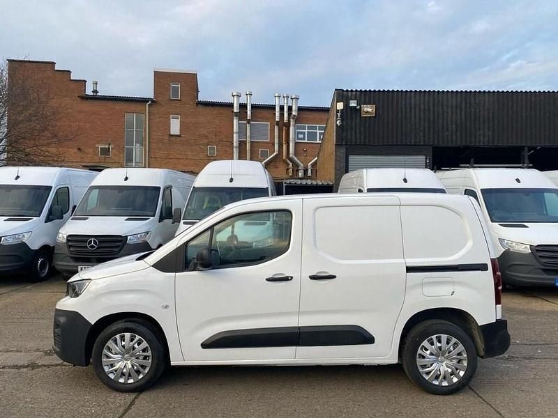 Usado Peugeot Partner 100 HP (73 kW) 2020 Branco Monovolume