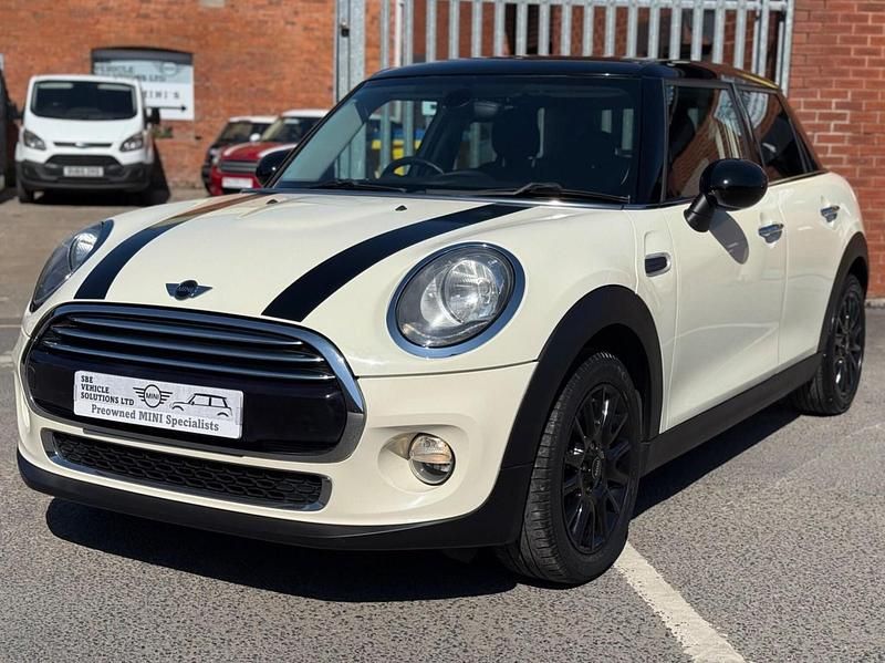 Used Mini Cooper Hatch 2016 White Hatchback