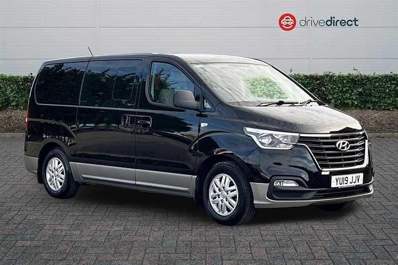 Black Used 2019 Hyundai I800 SE MPV | £19,480 (Fair price) - Image 1/4