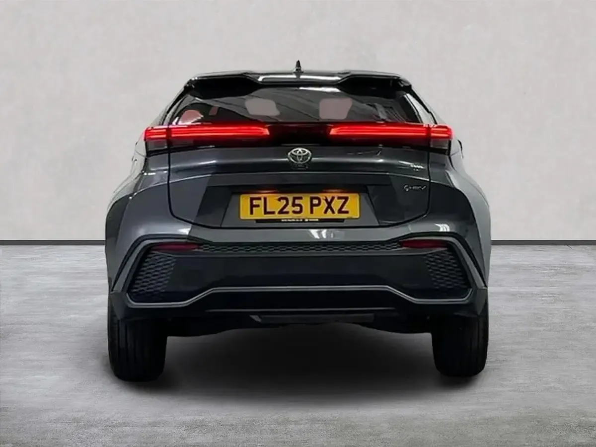 Used Toyota C-HR Design 140 HP (102 kW) 2025 Grey SUV