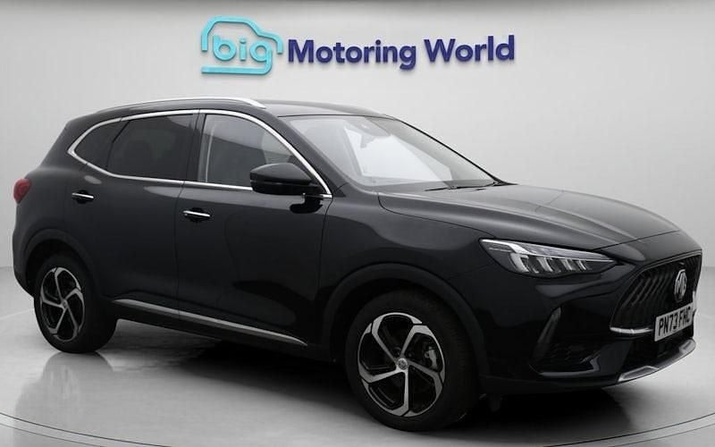 Used 2023 MG HS Trophy SUV | £17,925 (Fair price) - Image 1/4