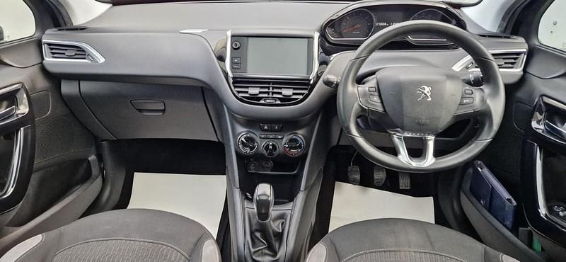 Used Peugeot 208 Style 2014 Black Hatchback