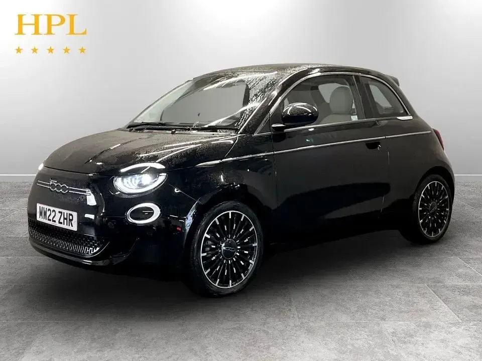 Used Fiat 500e La Prima 86 kW (118 HP) 2022 Black Hatchback