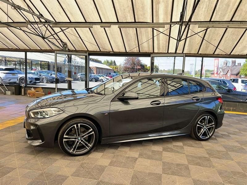 Usado BMW 118 M Sport 2020 Gris Utilitario