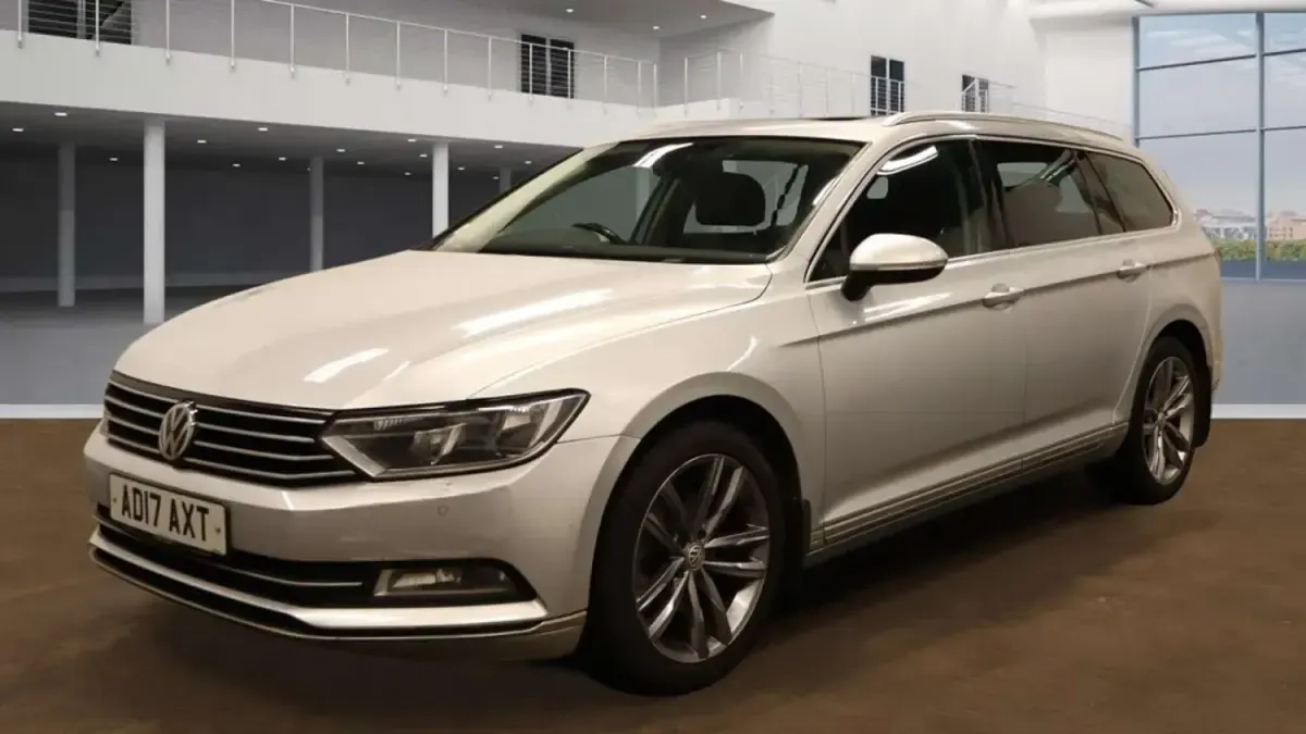 Begagnad VW Passat GT 2017 Silver Kombi