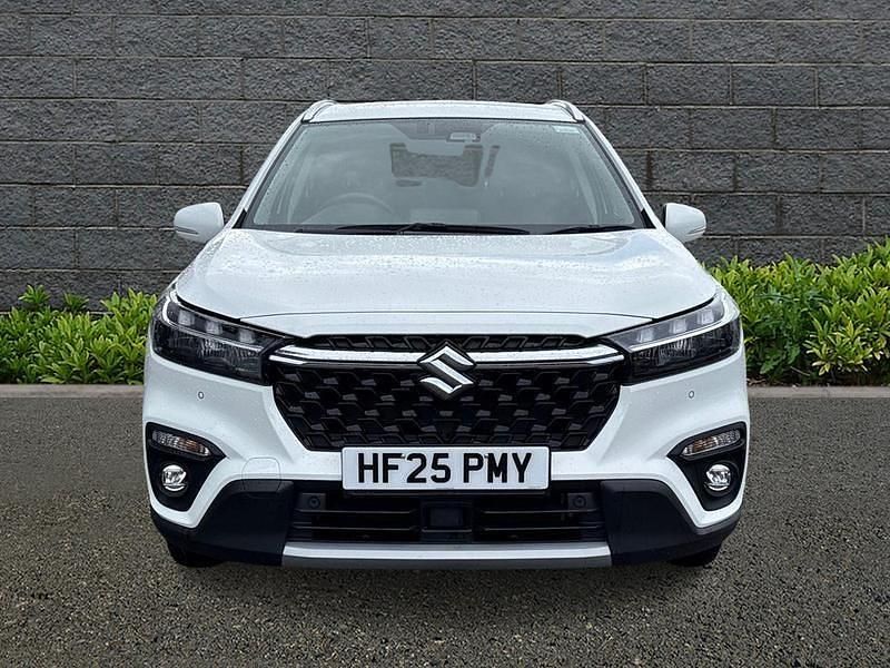 Used Suzuki SX4 S-Cross 115 HP (84 kW) 2025 White Hatchback