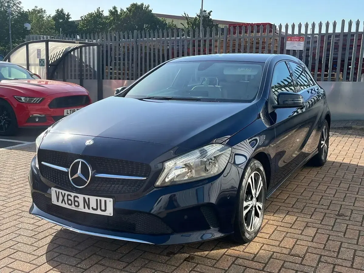 Used Mercedes A180 Executive 2017 Blue Hatchback