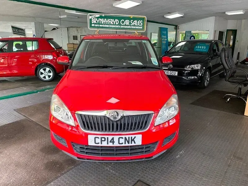 Used Skoda Fabia SE 2014 Corrida red Hatchback