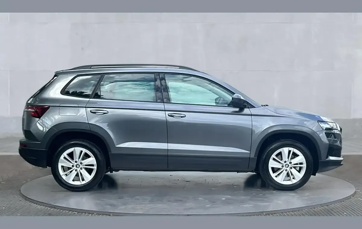 Used Skoda Karoq SE 150 HP (110 kW) 2025 Grey SUV