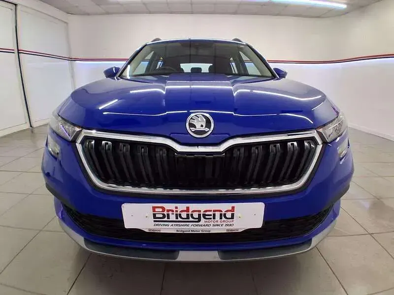 Used Skoda Kamiq SE 95 HP (69 kW) 2021 Blue SUV