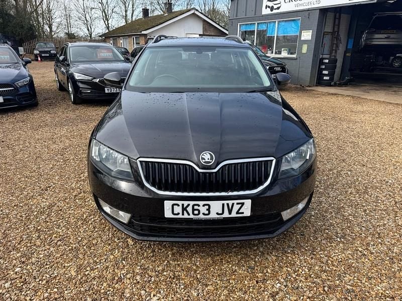 Used Skoda Octavia SE 2014 Black Hatchback