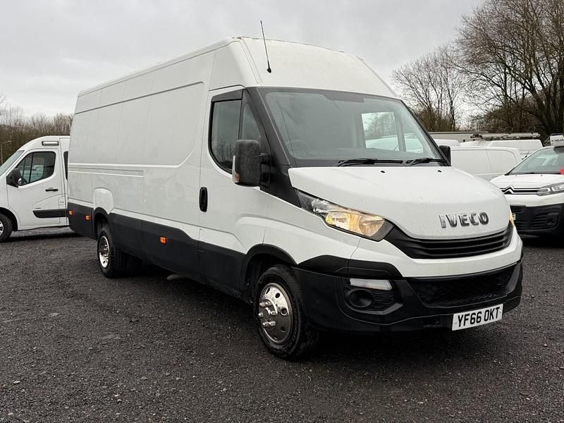 Used Iveco Daily 146 HP (107 kW) 2016 White Van