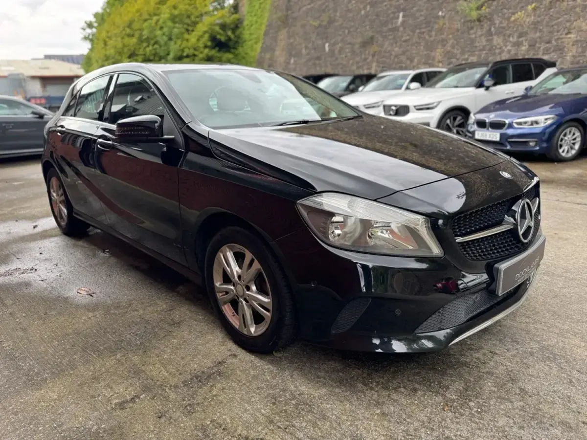 Usado Mercedes A160 Executive 2016 Preto Citadino