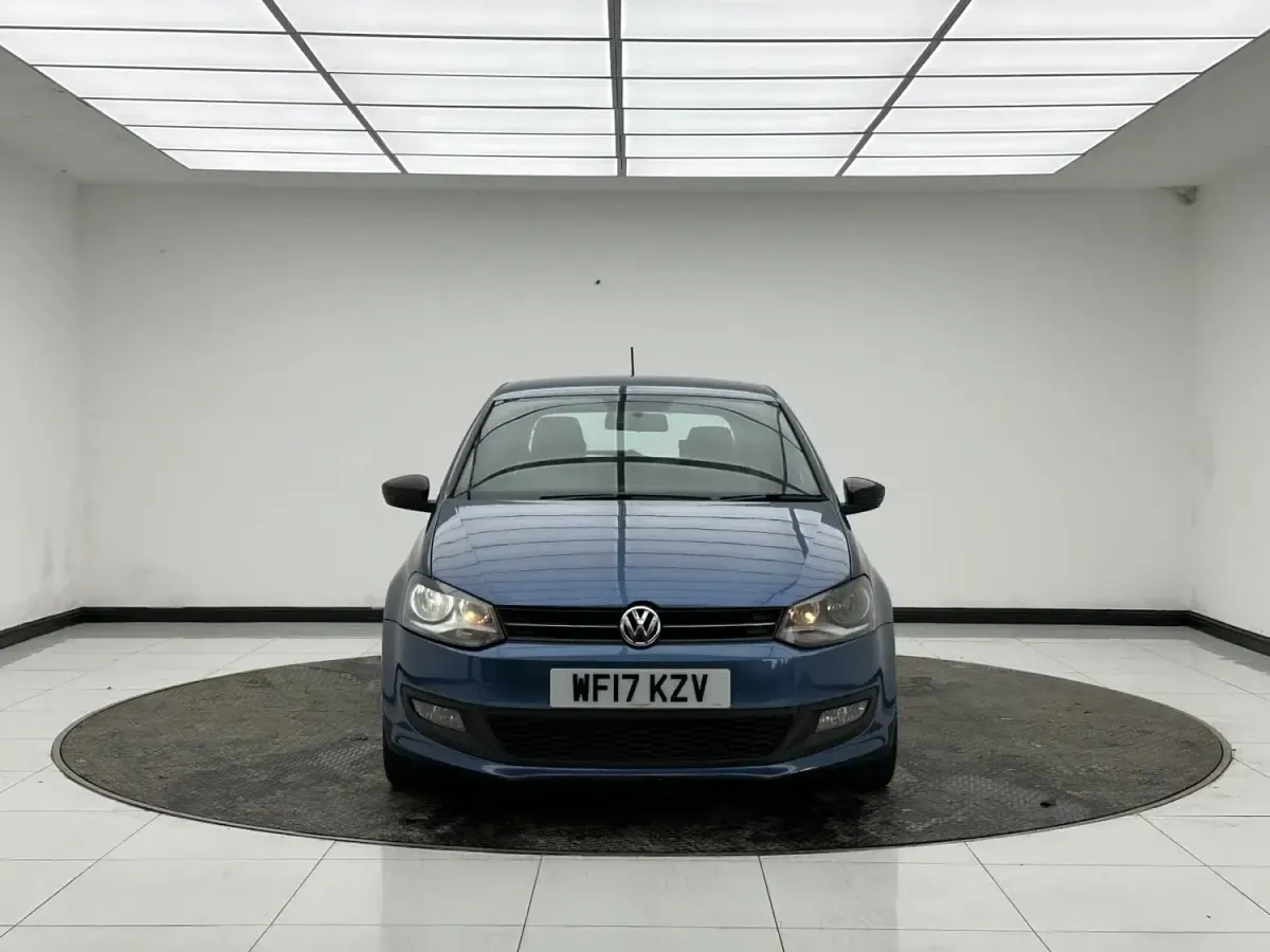 Begagnad VW Polo BlueGT 150 HK (110 kW) 2017 Blå Halvkombi