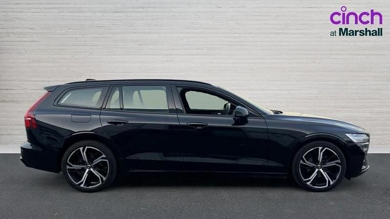 Used Volvo V60 Plus 163 HP (119 kW) 2023 Black Estate